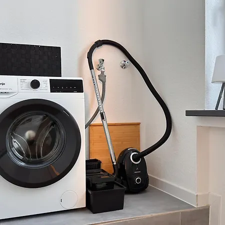 100qm Fuer 6 Mit Privatparkplatz Apartament