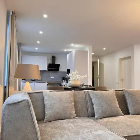 100qm Fuer 6 Mit Privatparkplatz Dortmund