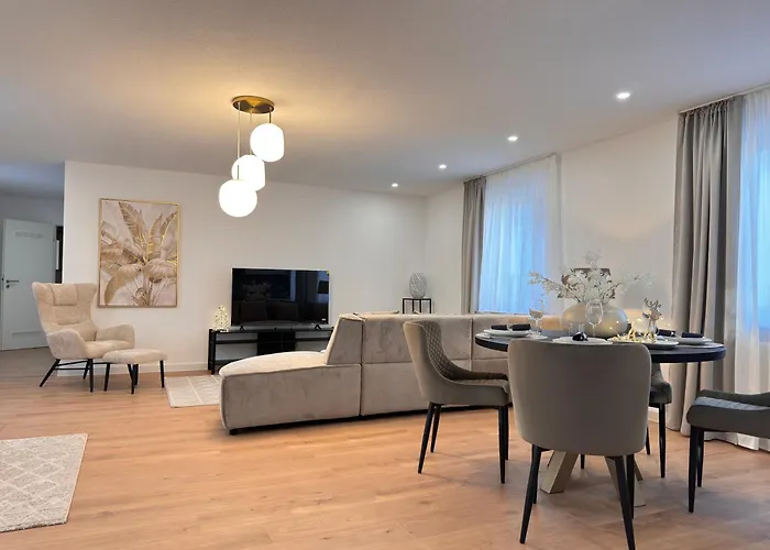 Lejlighed 100qm Fuer 6 Mit Privatparkplatz *