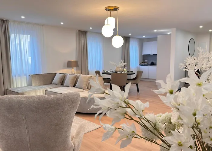 100qm Fuer 6 Mit Privatparkplatz Dortmund