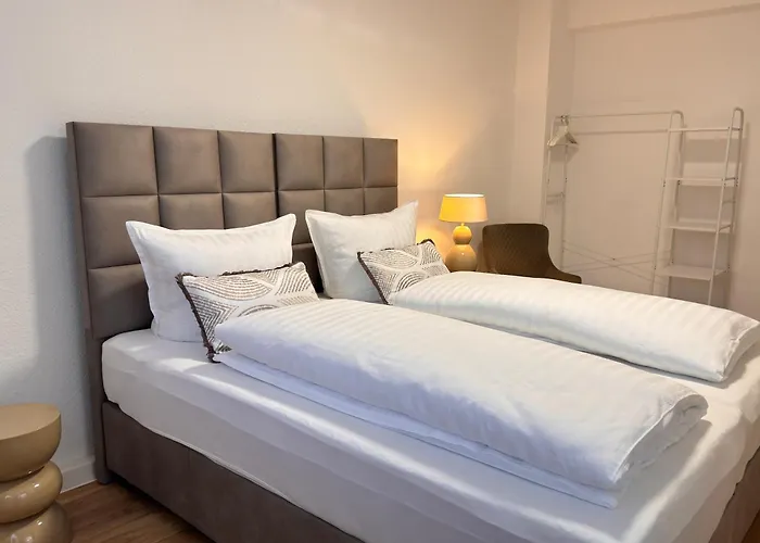 100qm Fuer 6 Mit Privatparkplatz Lejlighed