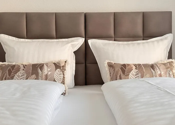 Lejlighed 100qm Fuer 6 Mit Privatparkplatz Dortmund