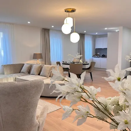 100qm Fuer 6 Mit Privatparkplatz Dortmund