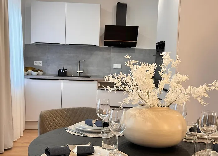 公寓 100qm Fuer 6 Mit Privatparkplatz